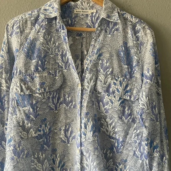 Roller‎ Rabbit Blue and White Botanical Button-Down Shirt - Picture 2 of 6